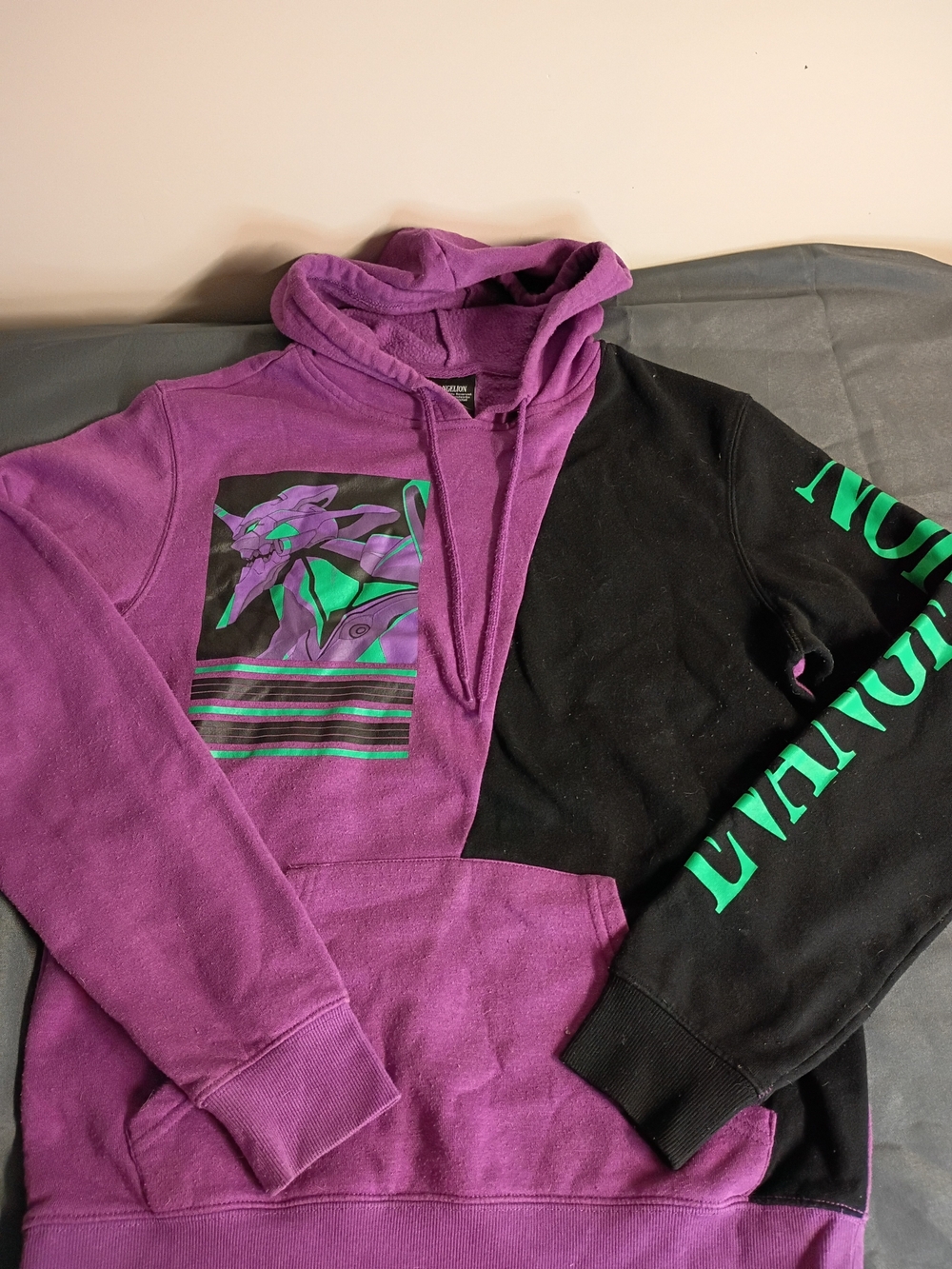 Purple & Black Graphic Crewneck Hoodie with Green Accents - Men